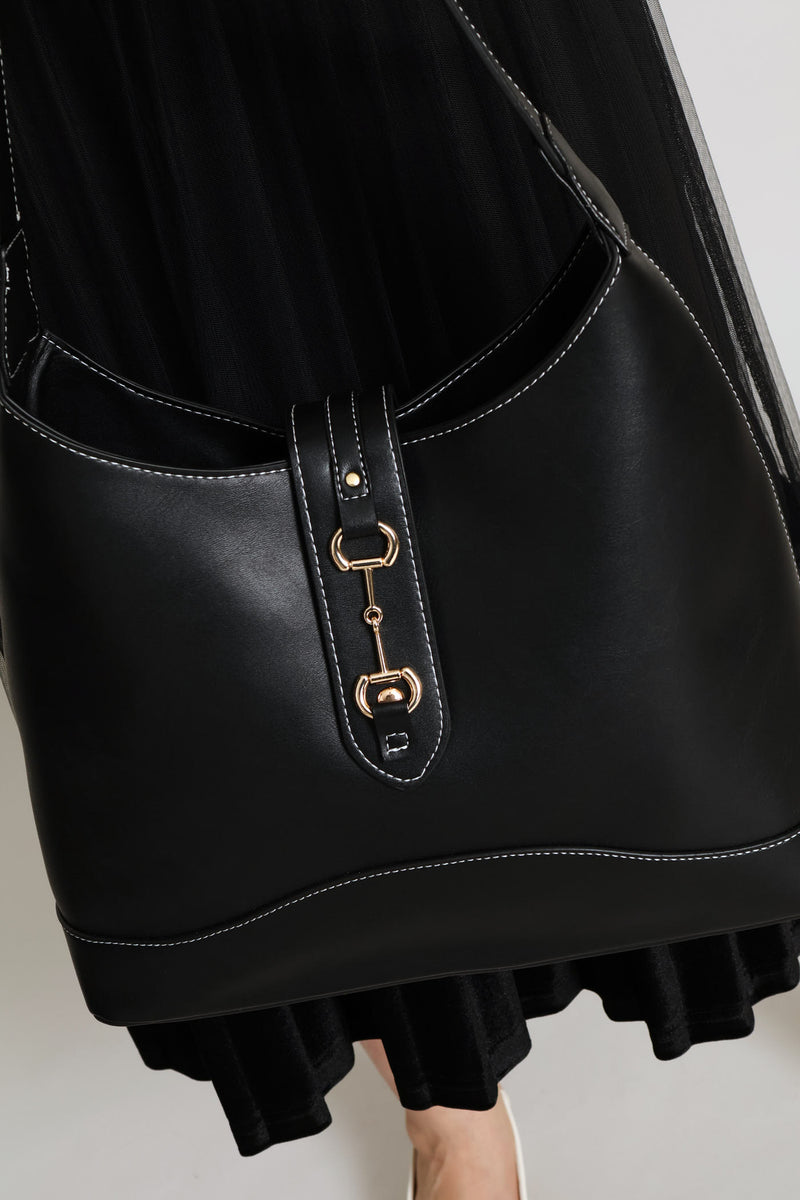 Snaffle Detail Shoulder Bag - Black