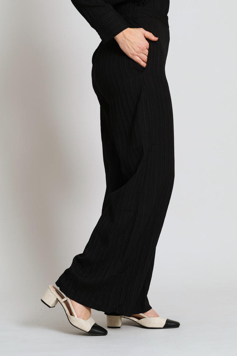 Textured Wide Leg Pant - Black