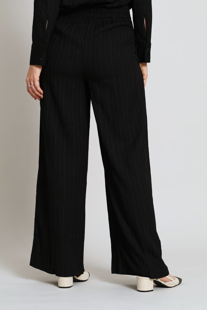 Textured Wide Leg Pant - Black
