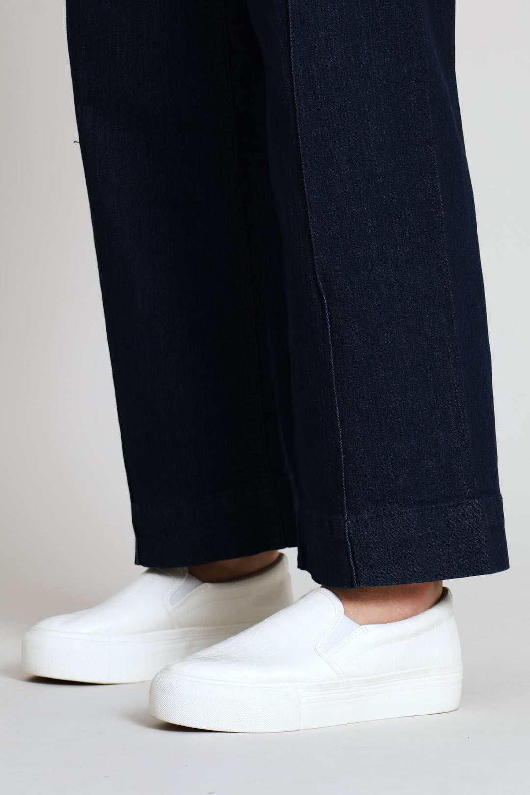No Pocket Tailored Hirise Wide Leg Denim - Raw Wash