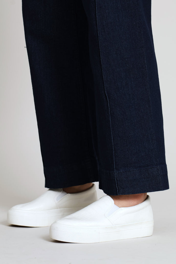 No Pocket Tailored Hirise Wide Leg Denim - Raw Wash