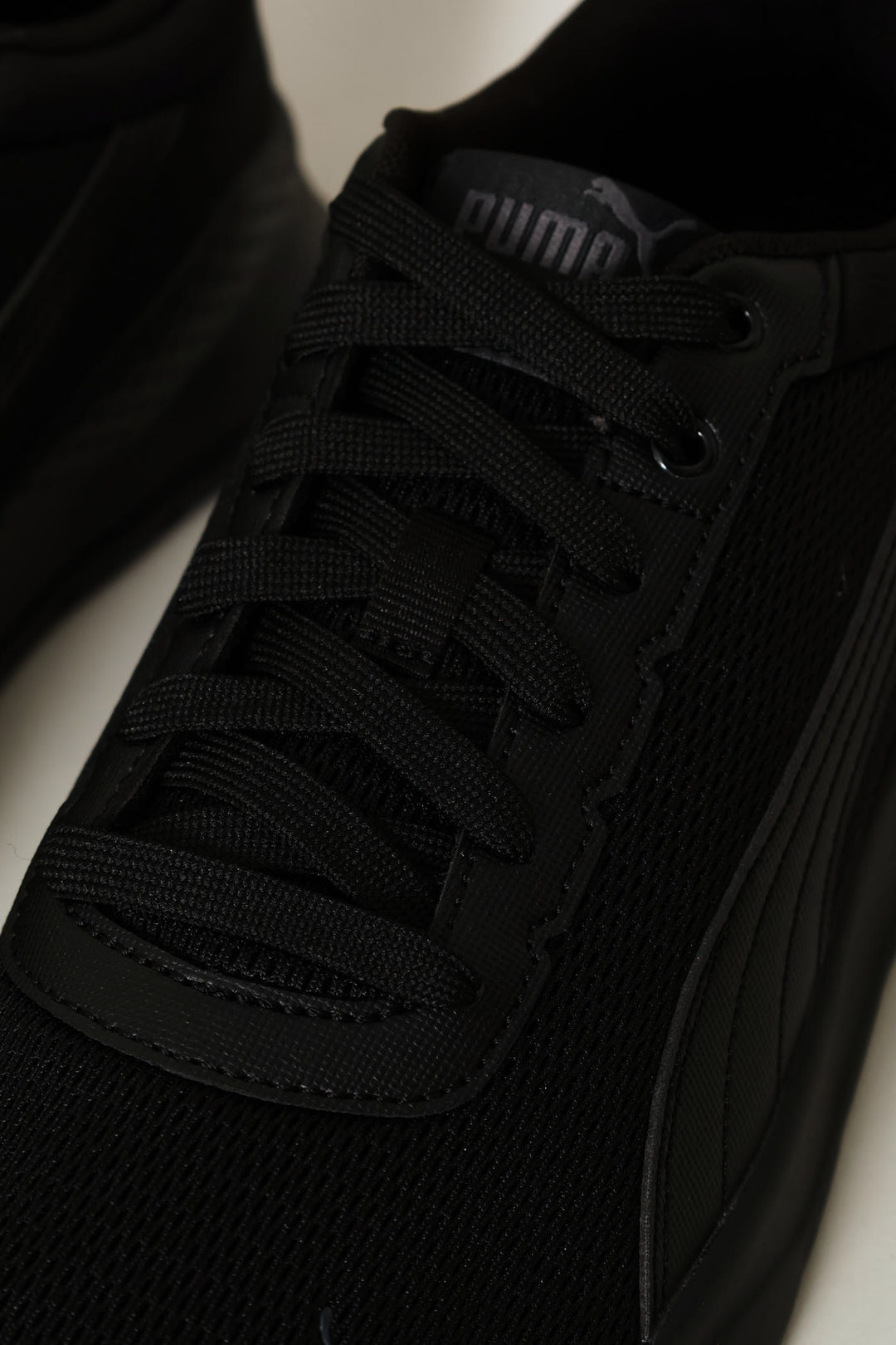 Anzarun Vivid Sneaker - Black