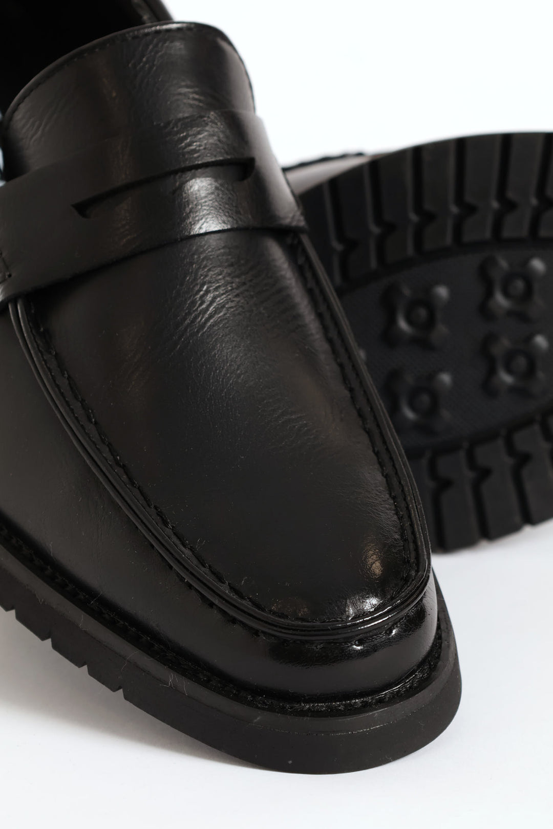 Chunky Sole Penny Moccasin Loafer - Black