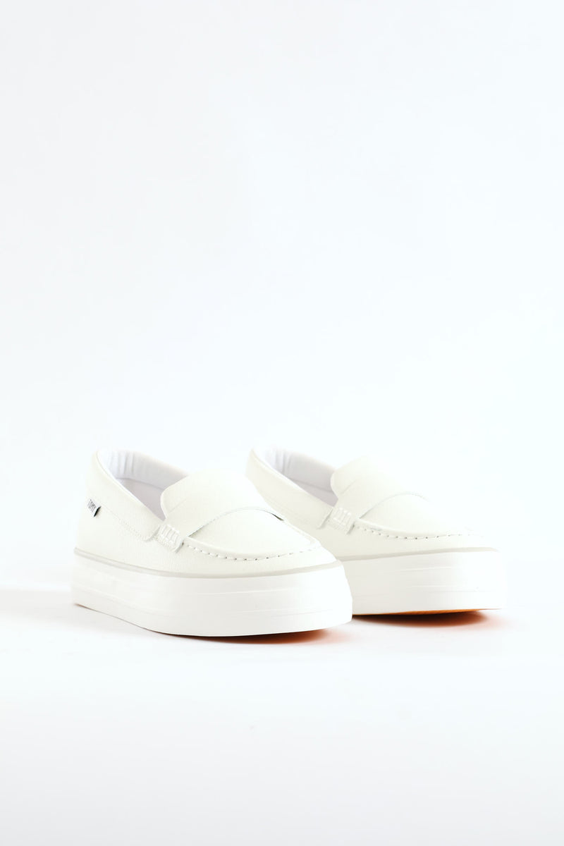 Arrow Loafer - White