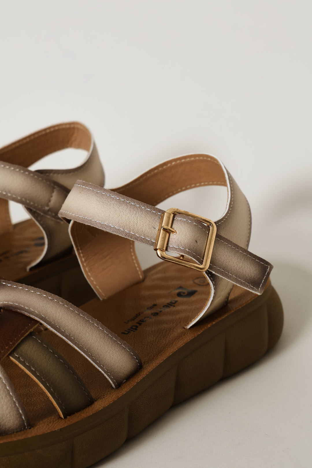 Chucky Sandal - Beige