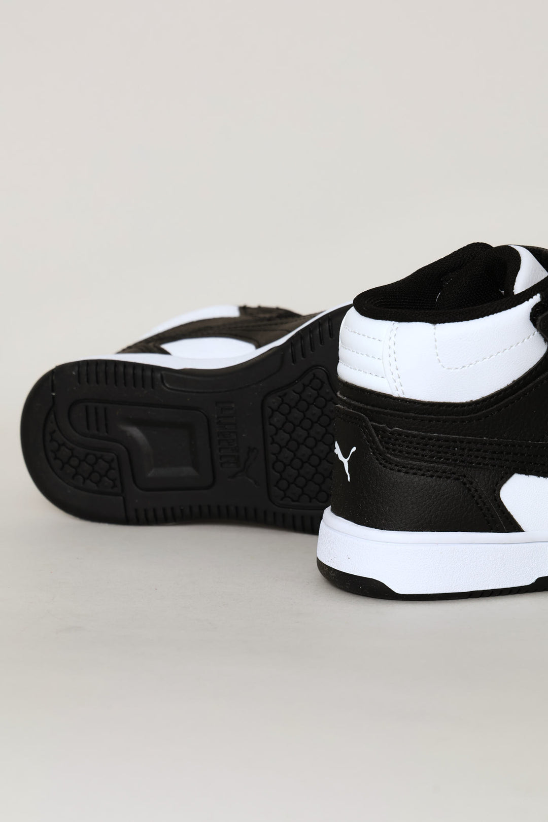 Pre-Girls Rebound Slam Mid Ac Plus Sneaker - White