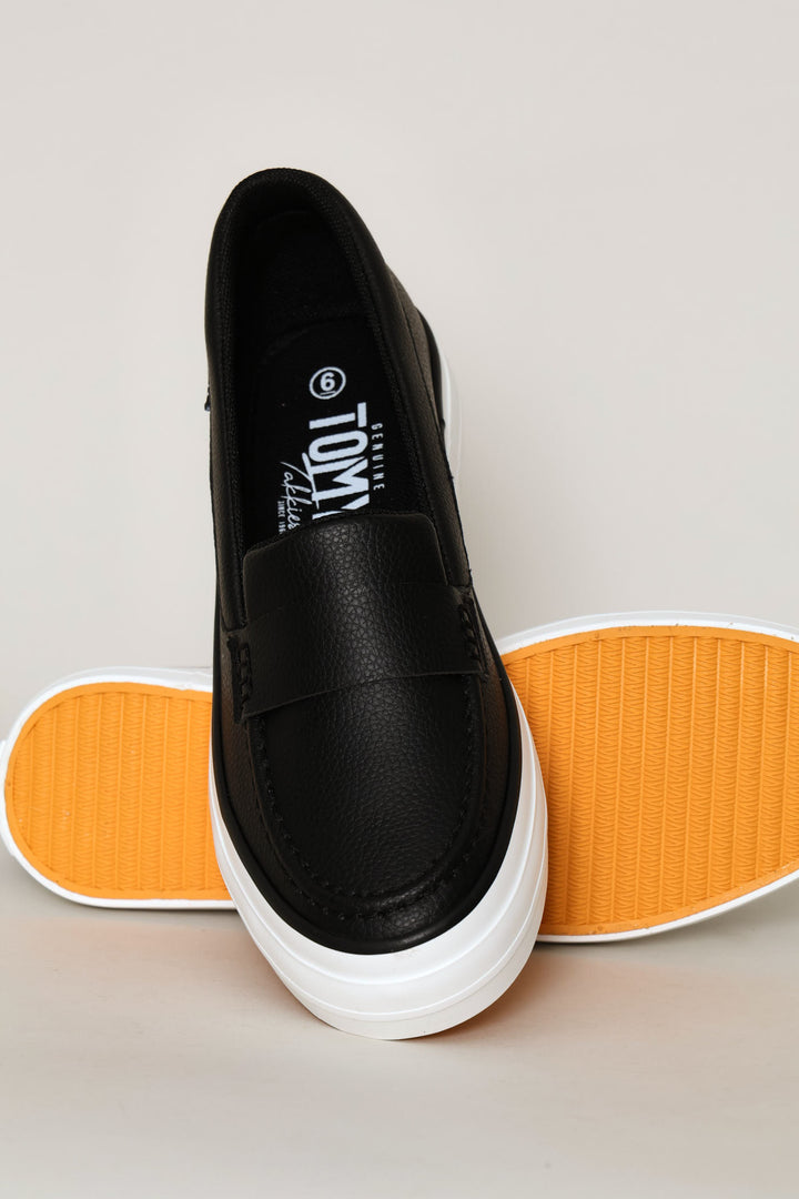 Arrow Slip On - Black