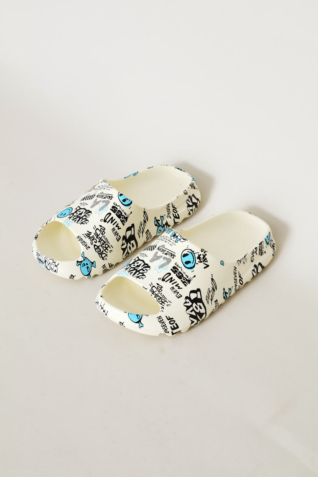 Boys Allover Print Slide - White