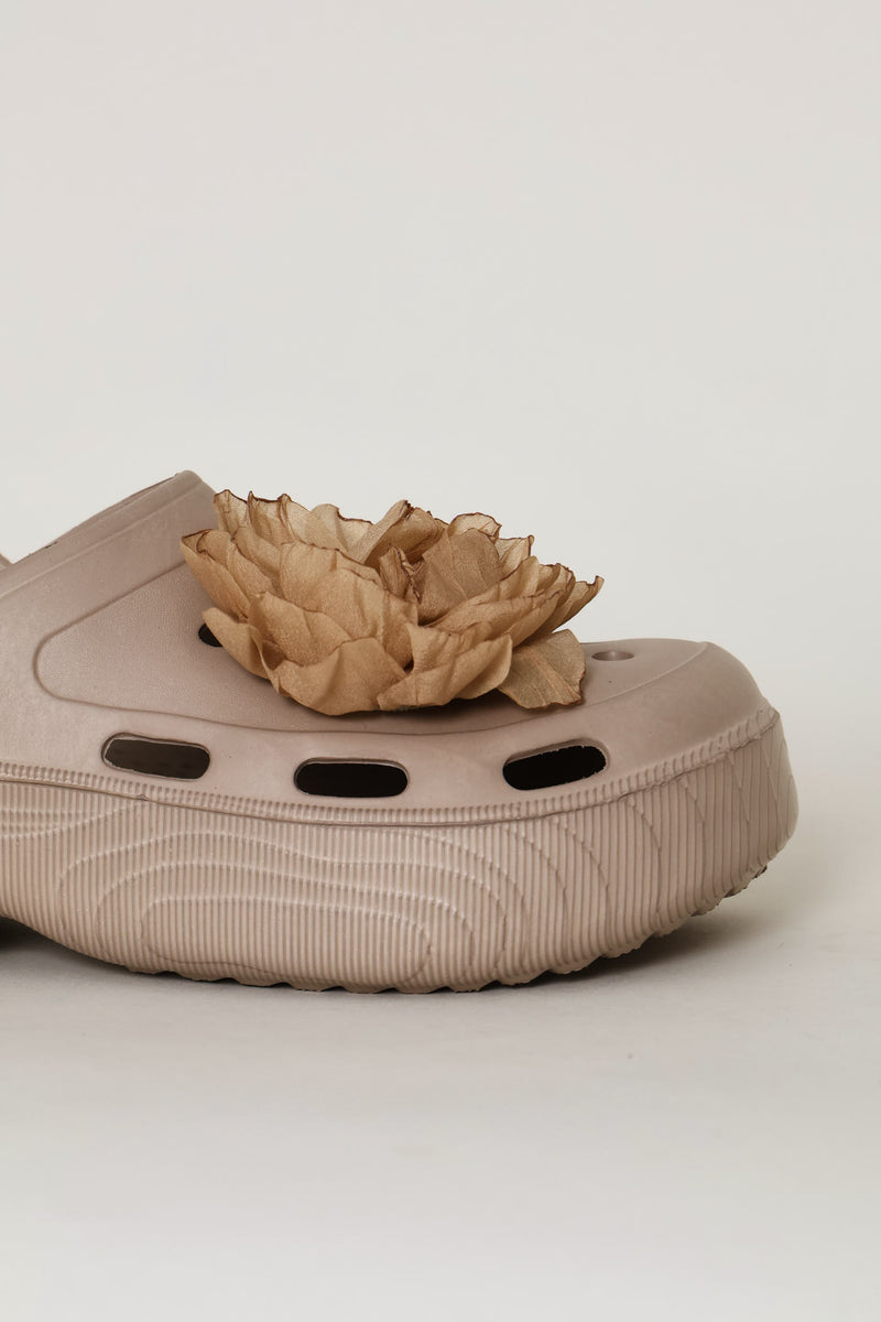 Floral Detail Bumper Slip On - Taupe