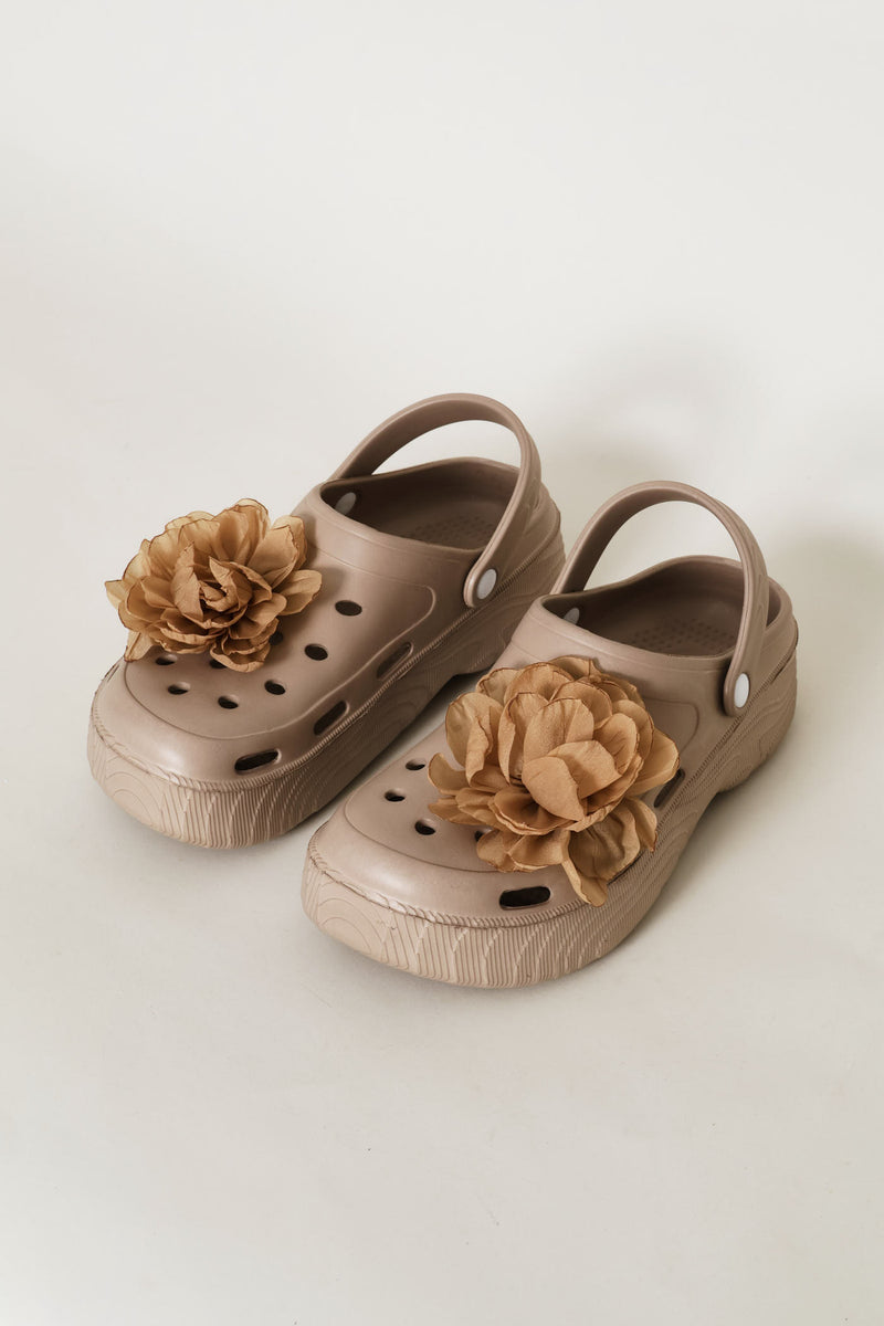 Floral Detail Bumper Slip On - Taupe