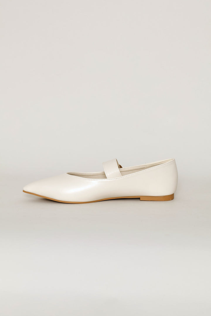 V-Cut Pointy Maryjane Pump - Off White
