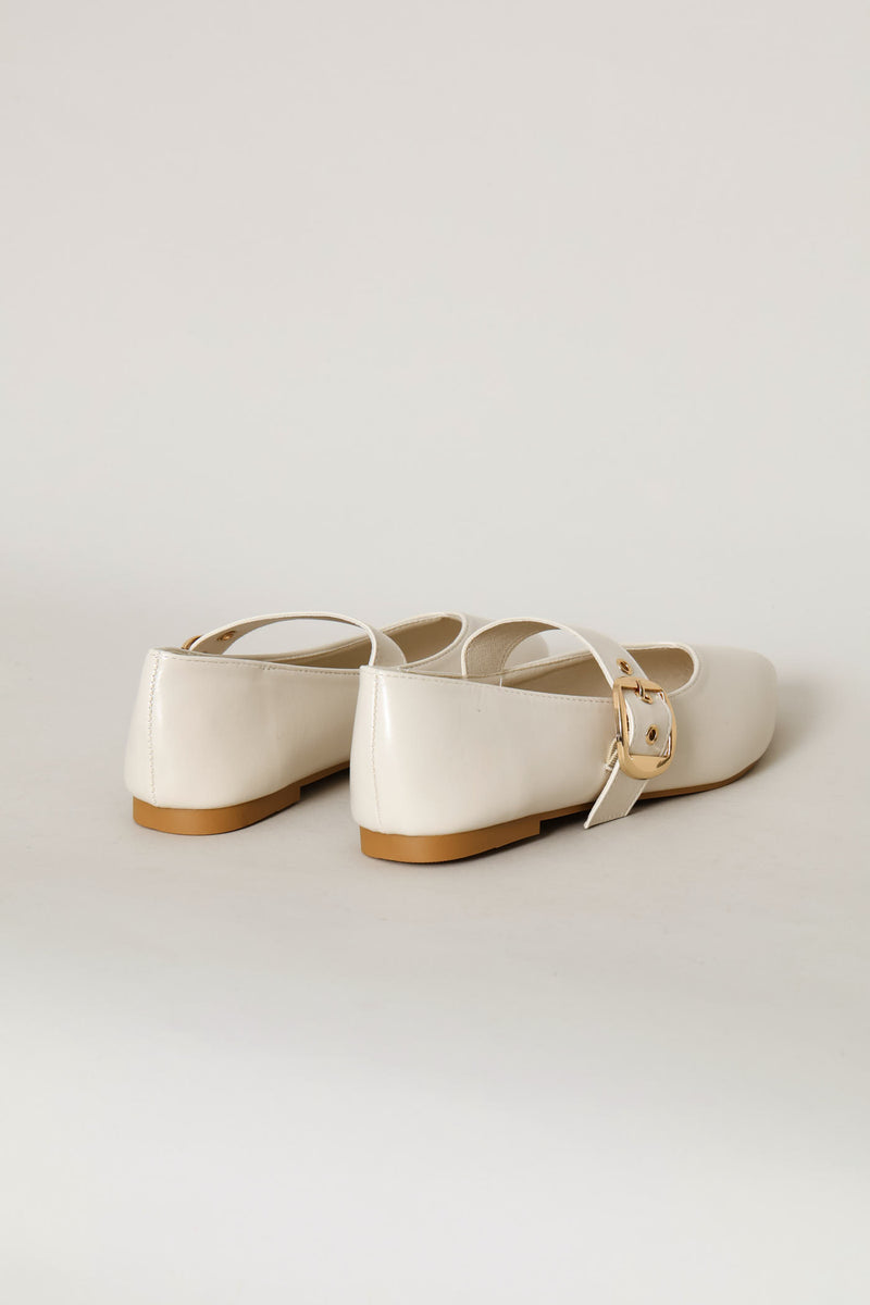 V-Cut Pointy Maryjane Pump - Off White