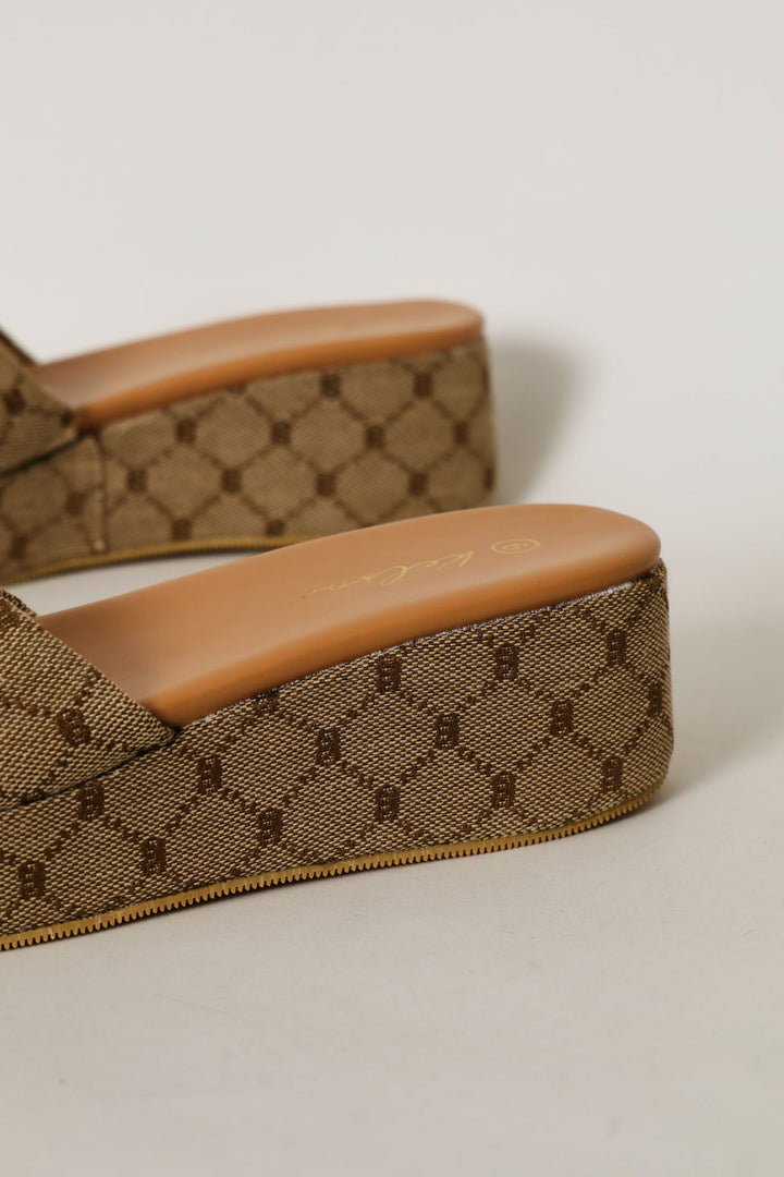 Monogram Slip On Flatform Mule Sandal - Natural