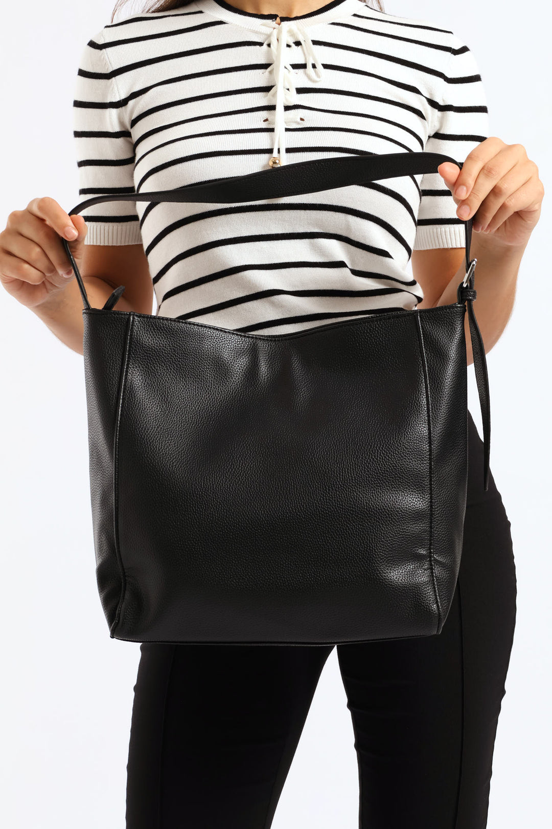 Lina Slouch Bag - Black