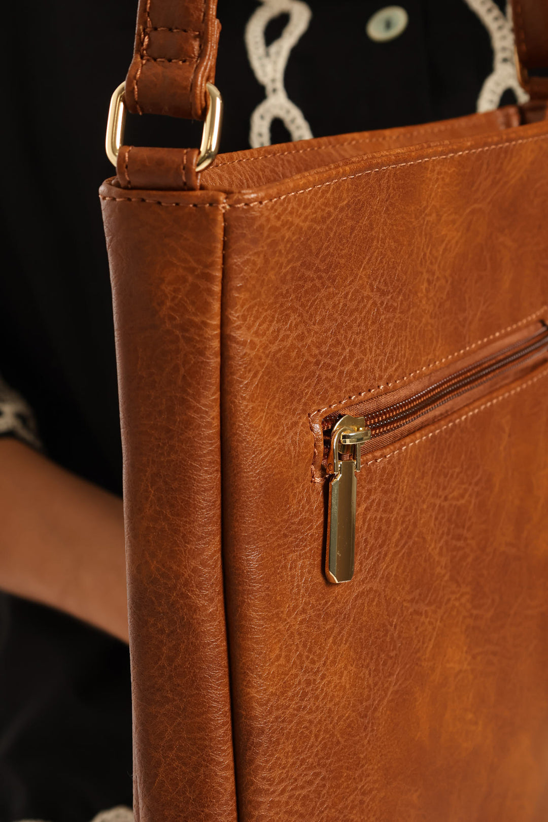 Danica Ii Crossbody - Tan