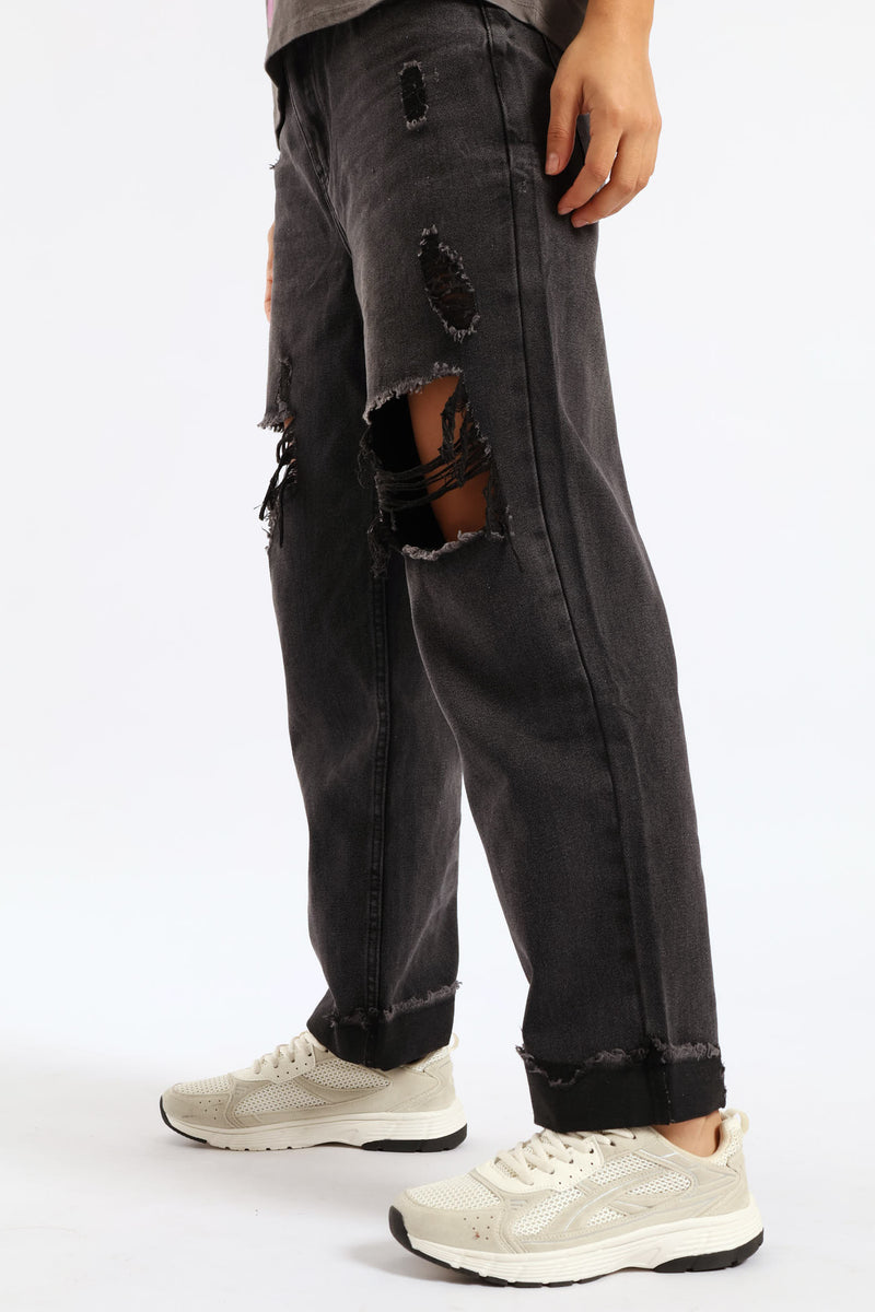 Ripped Knee Boyfriend Jean - Salty Black