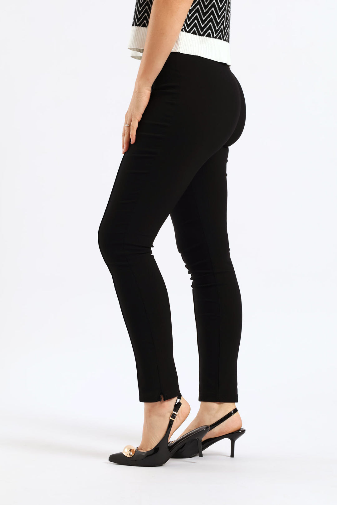 Smart Pin Tuck Skinny Pant - Black