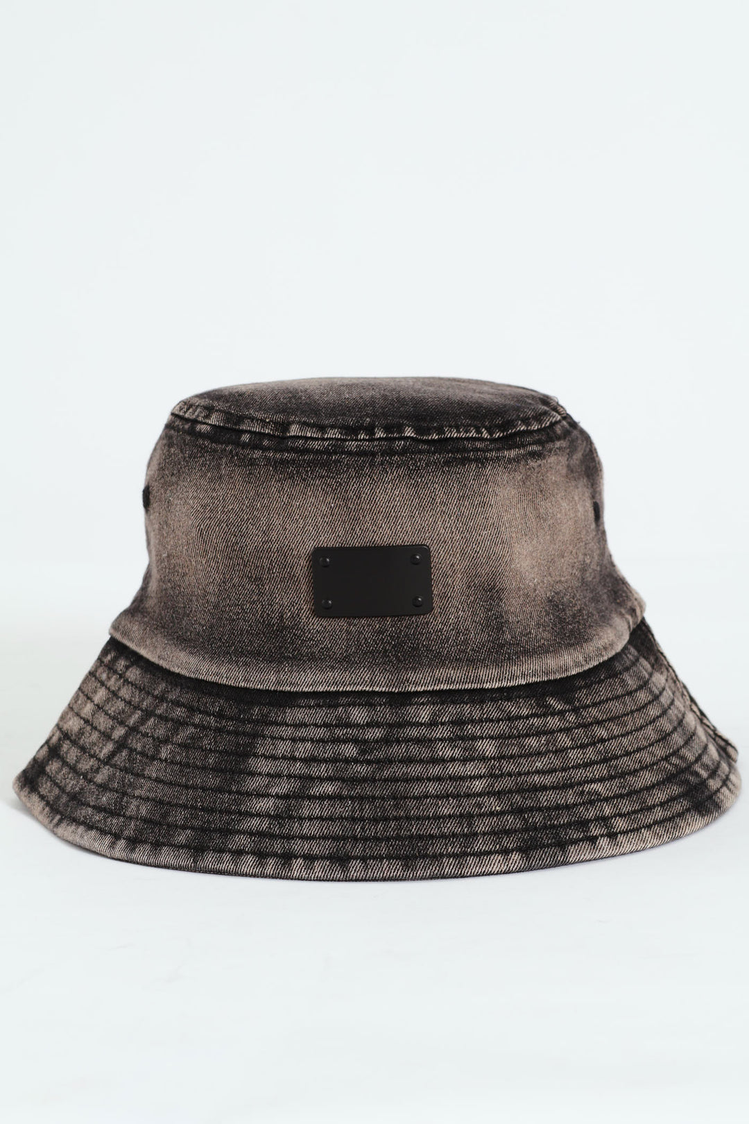 Metal Badge Denim Bucket Hat - Black
