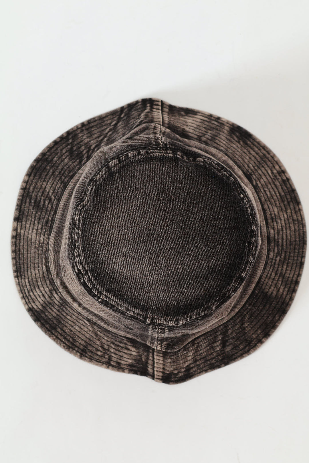 Metal Badge Denim Bucket Hat - Black