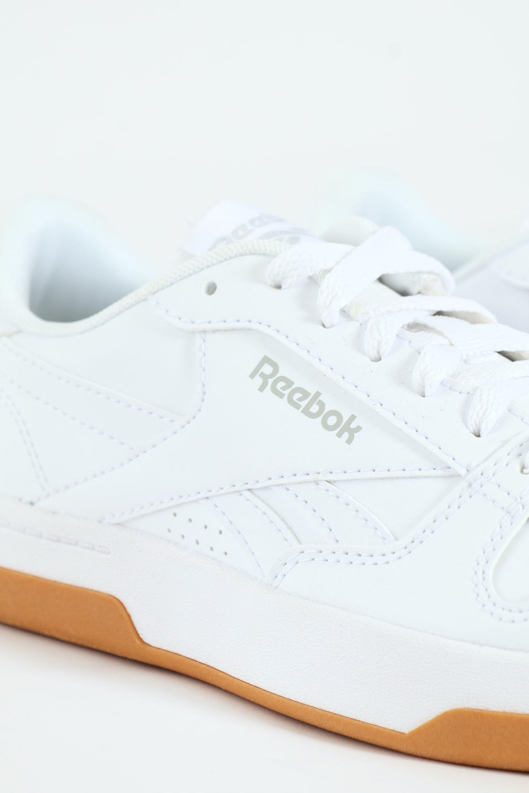 Court Prime Sneaker - White