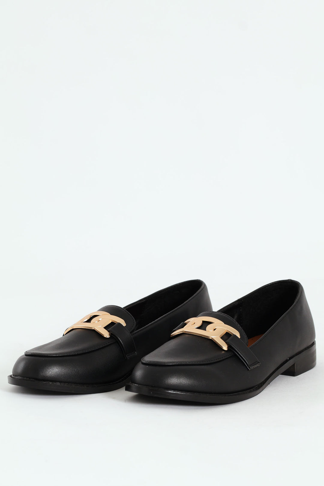 Loafer With Chain Metal Trim - Black