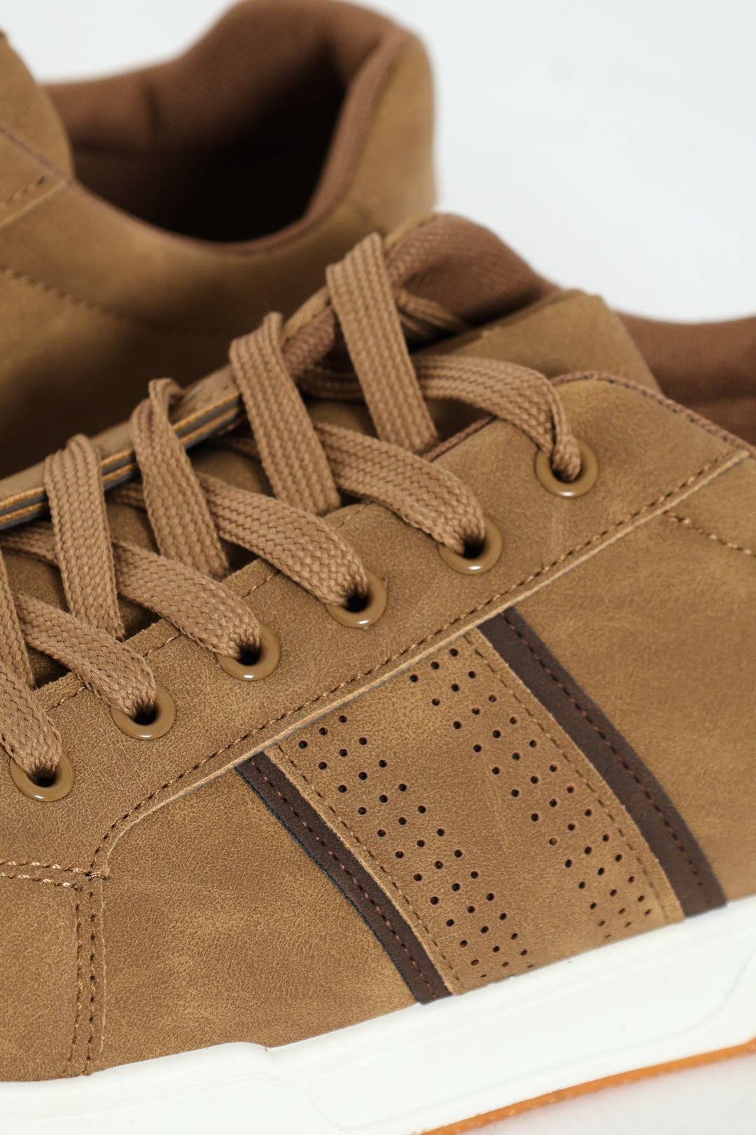 Lace Up Sneaker With Side Stripe - Taupe