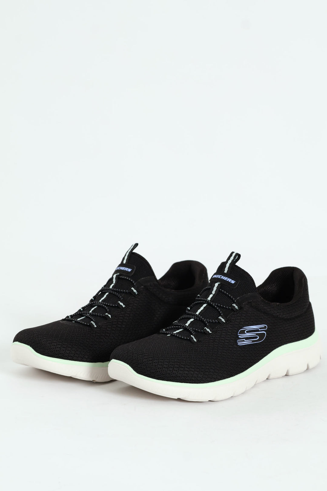 Summits Sneakers - Black/White