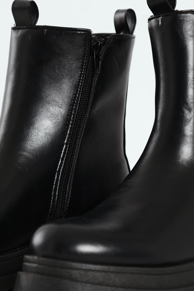 Chunky Mid Chelsea Boot - Black