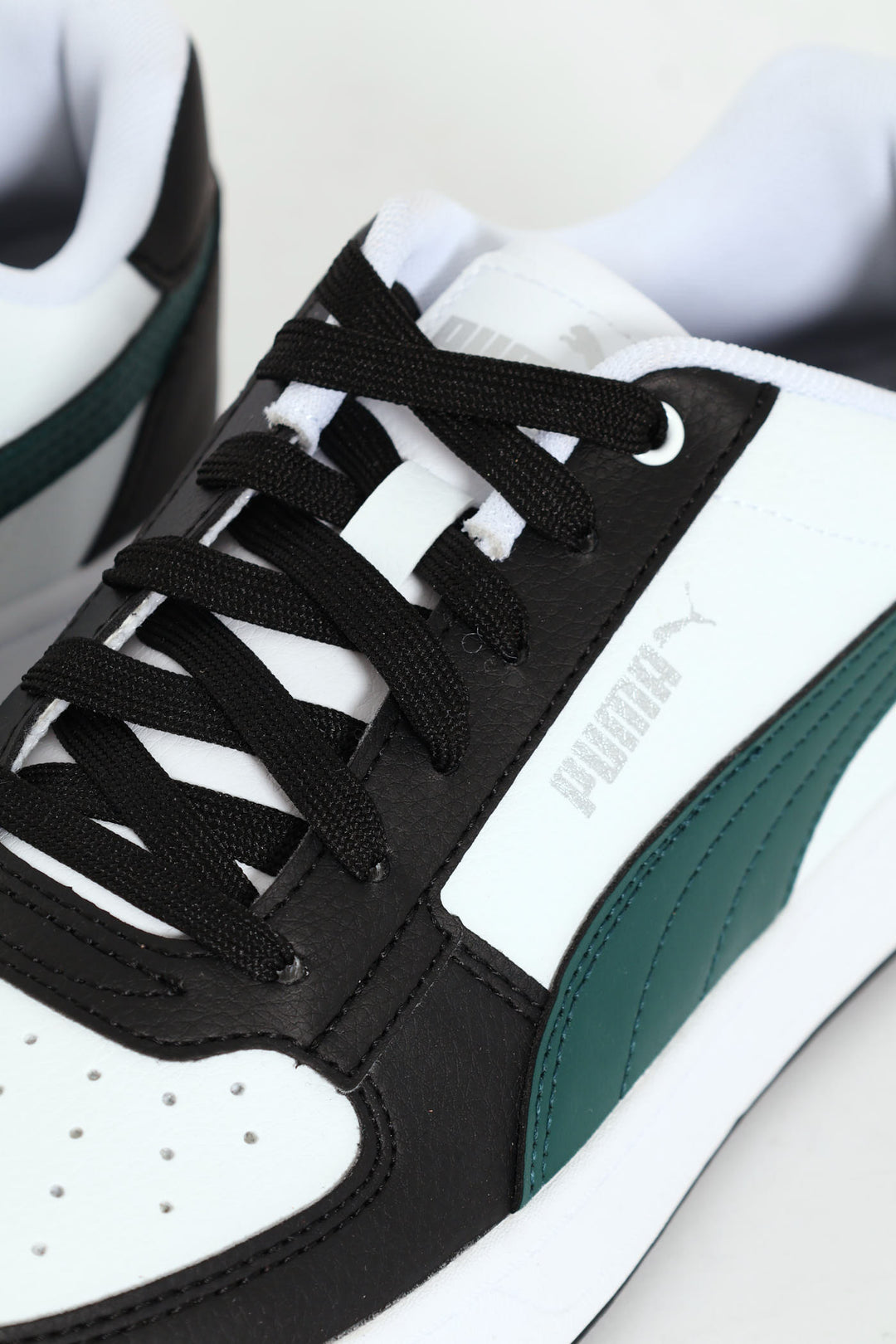 Caven 2.0 Sneaker - White/Green