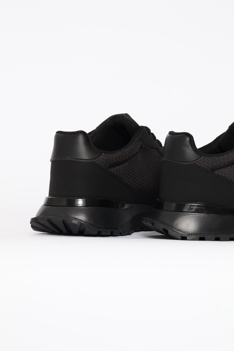 Mono Retro Trainer - Black