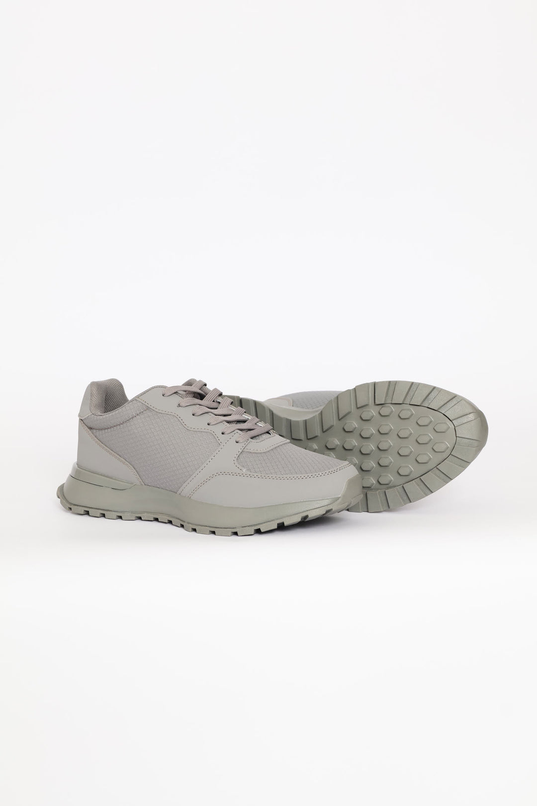 Mono Retro Trainer - Grey