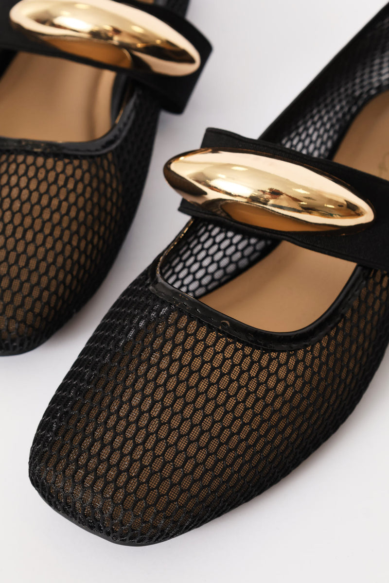 Mesh Maryjane Pump With Gold Trim Detail - Black