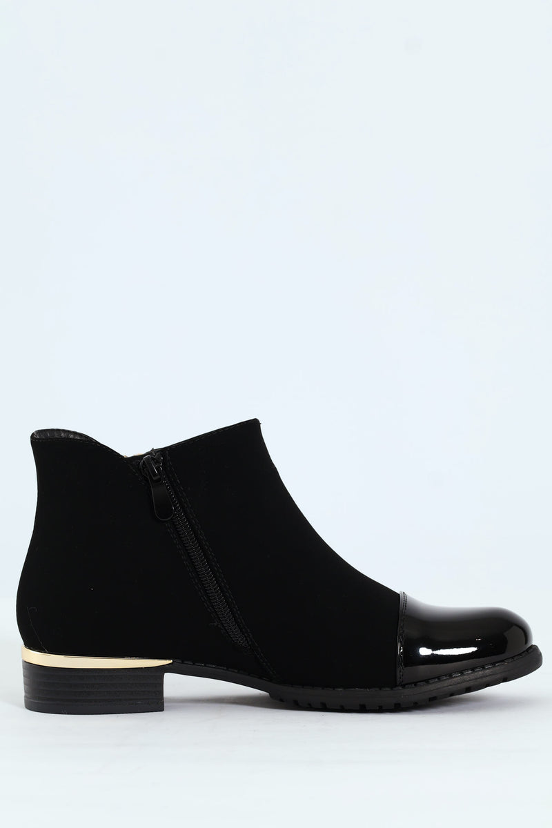 Hadar 1 Round Toe Zip Chelsea Boot - Black
