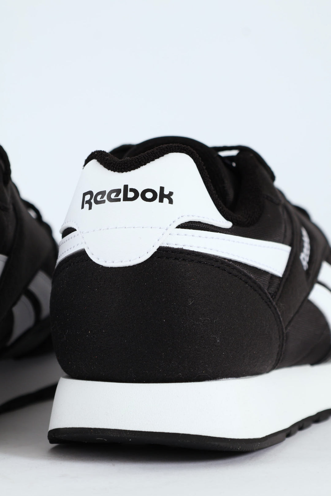 Ultra Flash Sneaker - Black/White