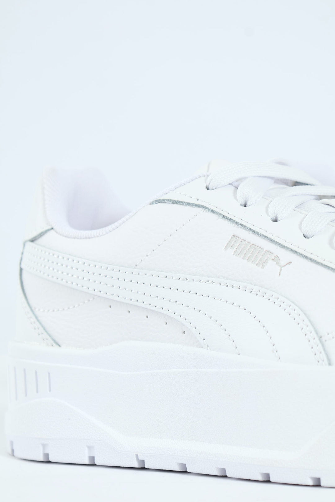 Karmen II Sneaker - White