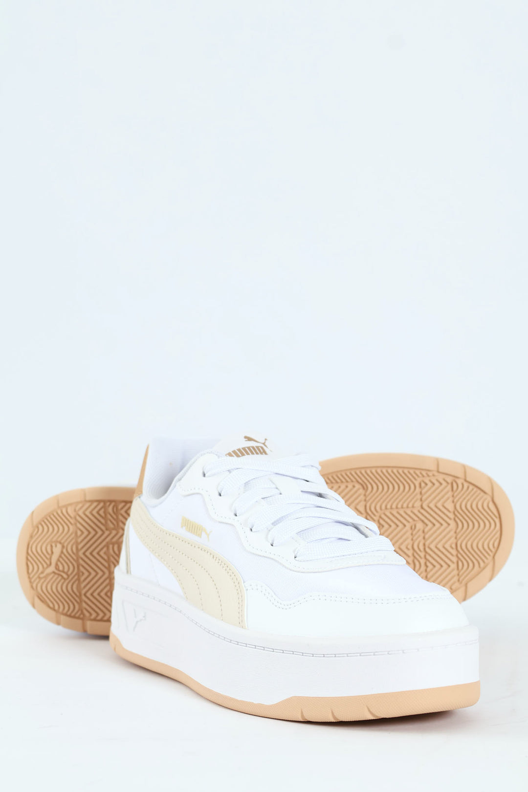 Court Lally Skye Aqua Metallics Sneaker - White