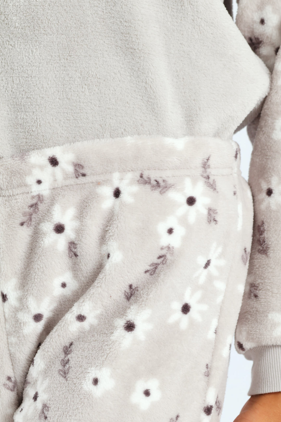 Girls Embroidered Bunny Print Sleep Set - Grey