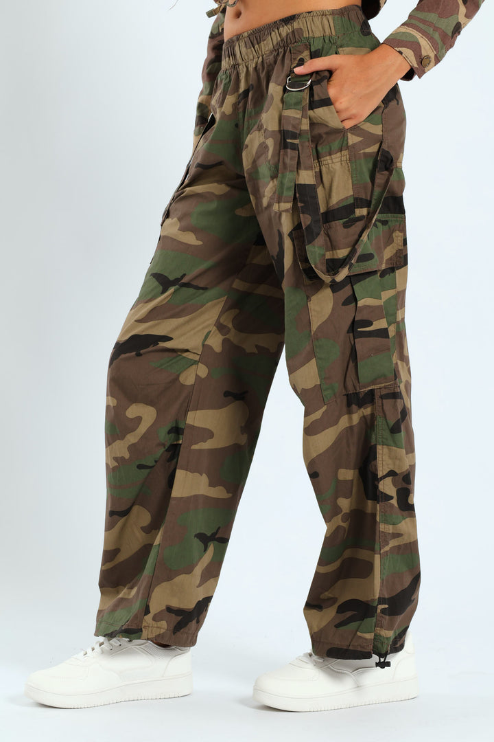 Girls Parachute Pants - Camo