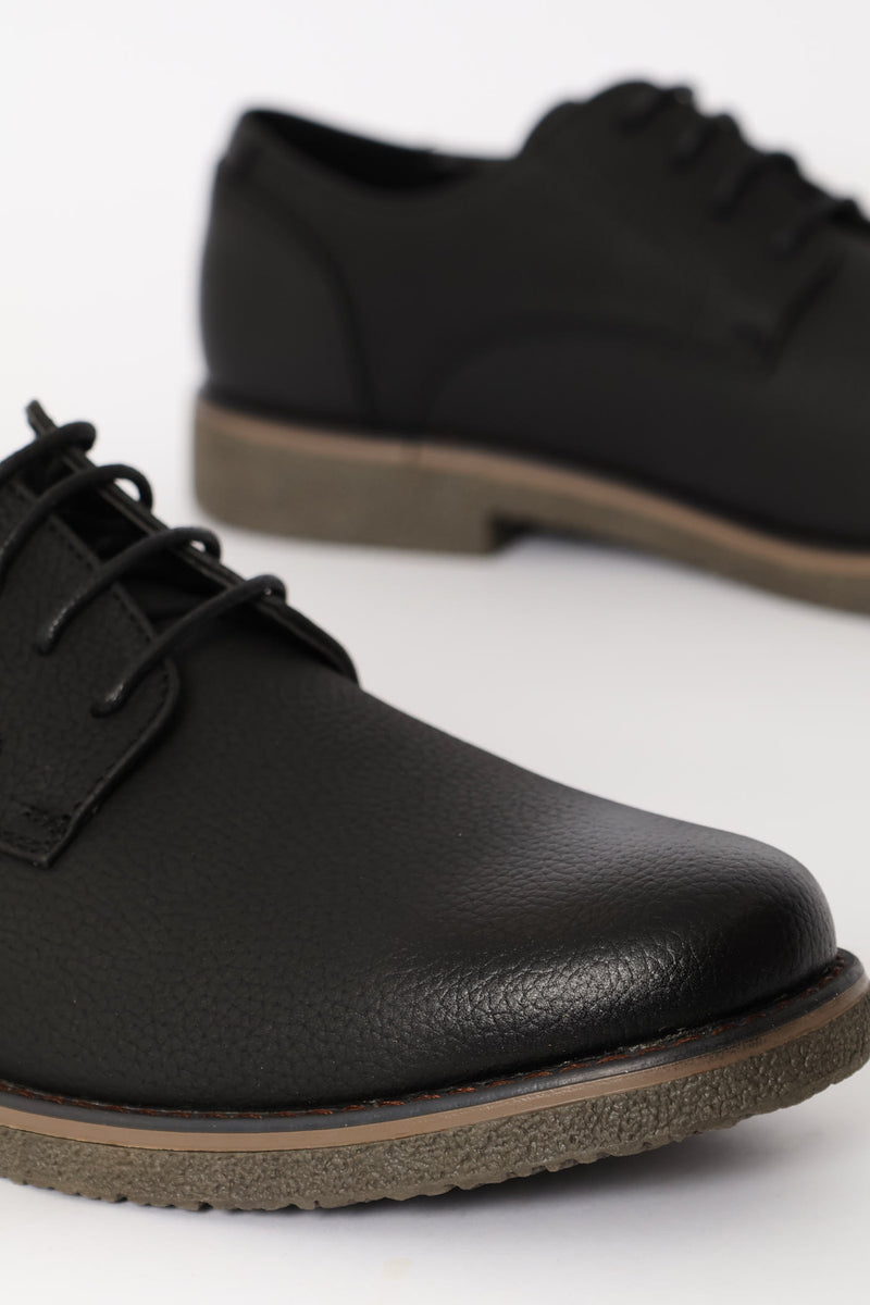 Bronx Lace Up Smart Casual Derby Shoe - Black