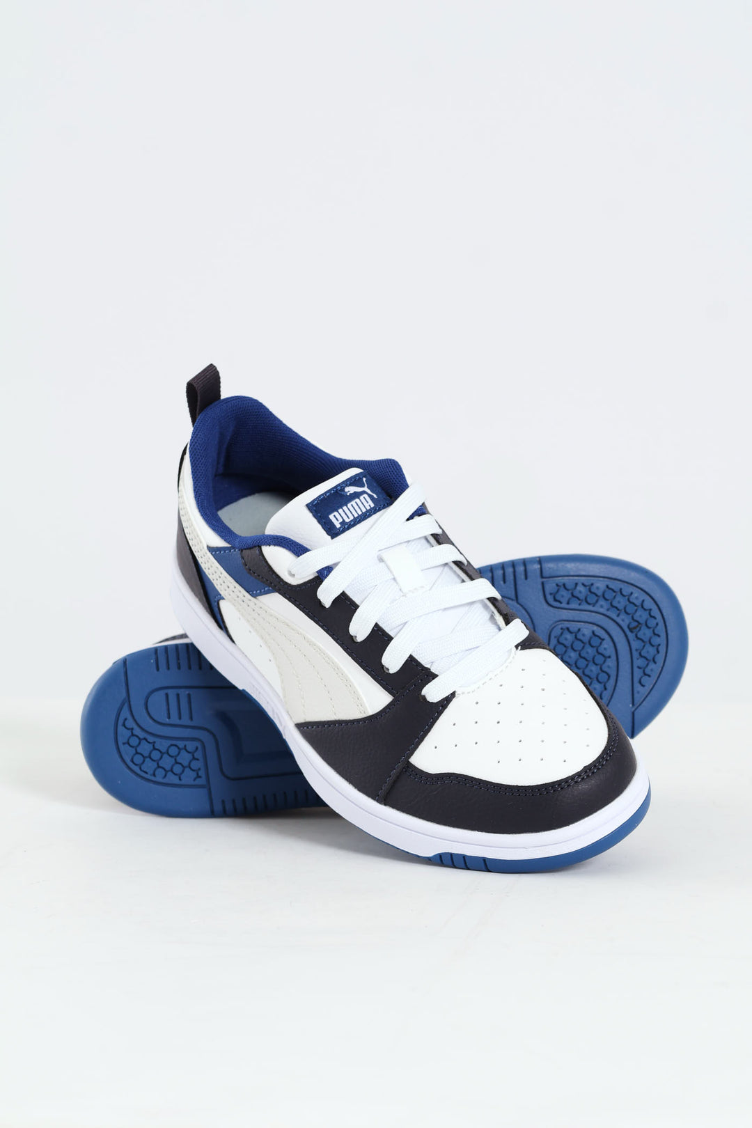 Pre-Boys Rebound V6 Sneaker - White