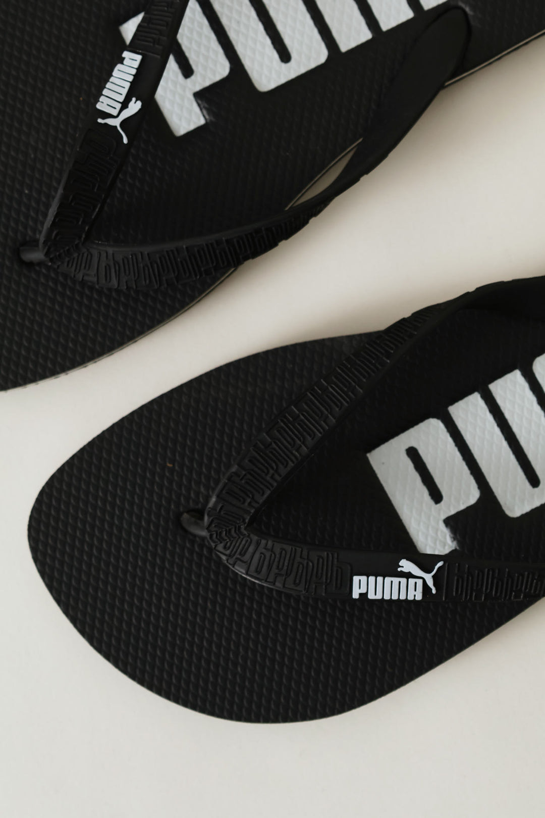 Form Flip Zadp Sandal - Black