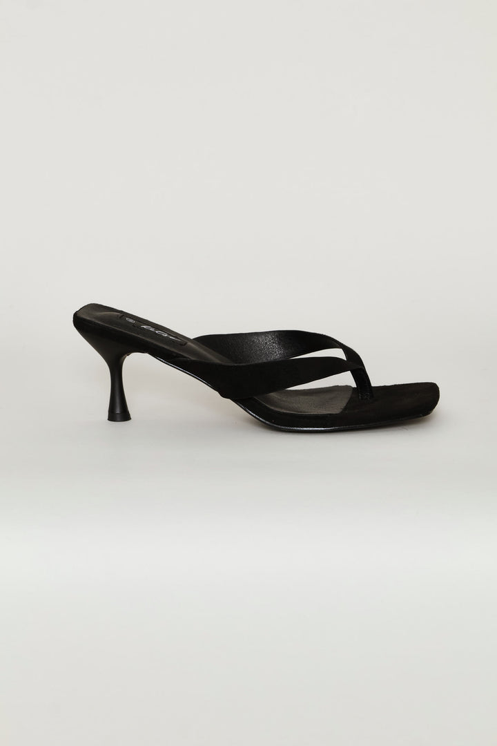 Thong Kitten Heel - Black