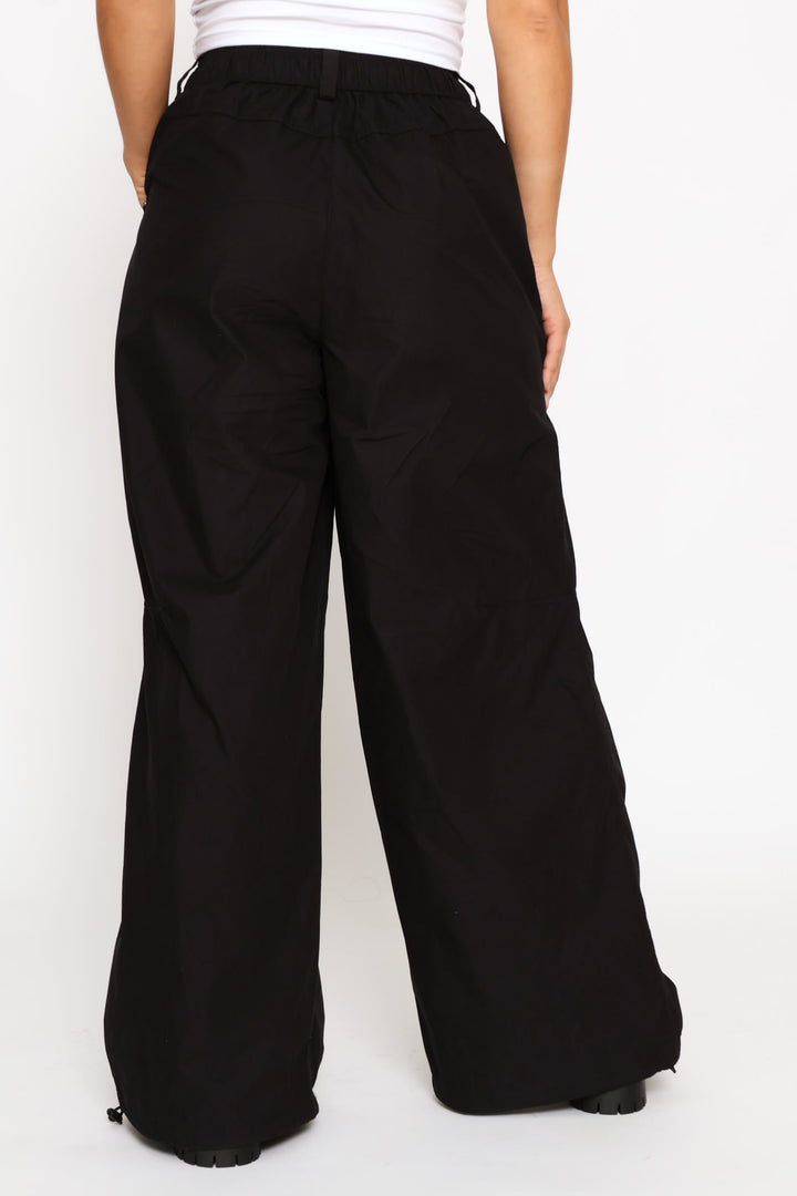 Balloon Parachute Trouser - Black