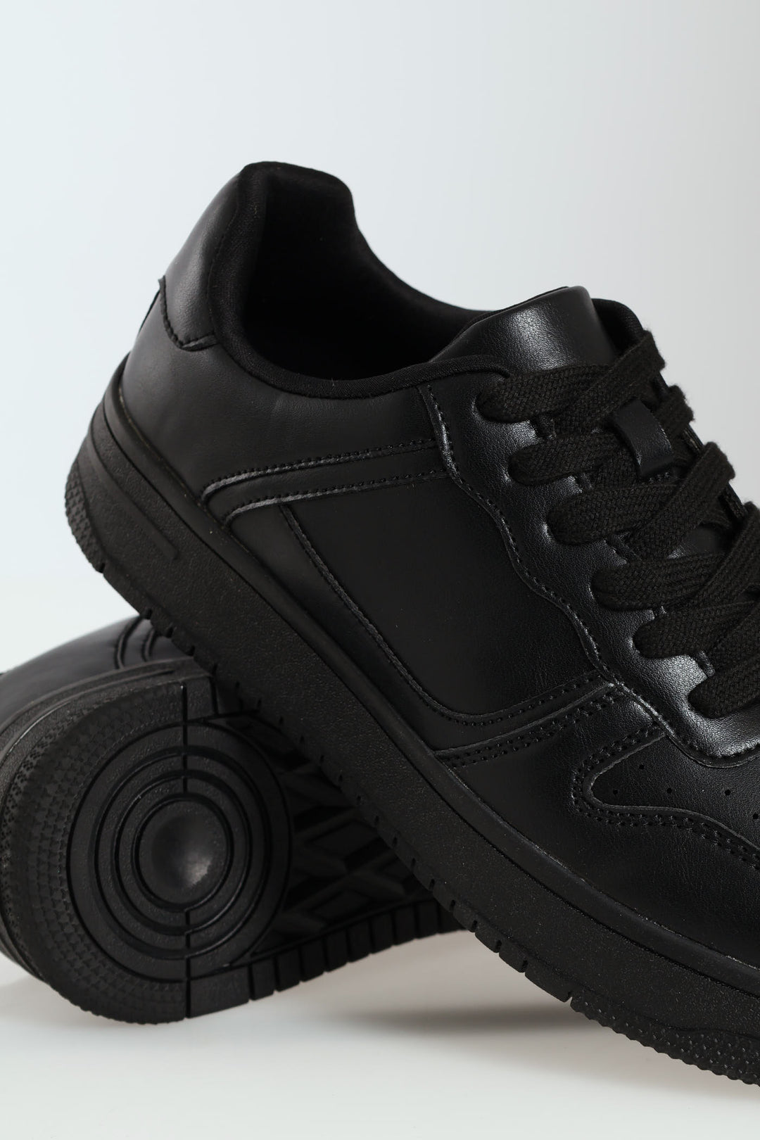 Fresh Mono Sneaker - Black