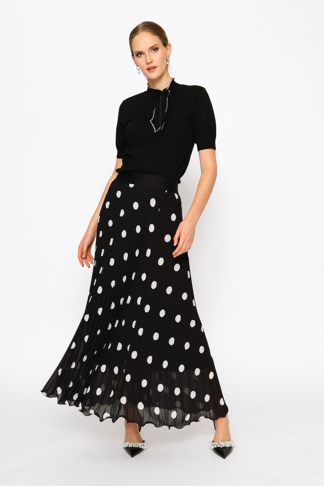 Polka Dot Flared Hem Pleated Maxi Skirt - Black
