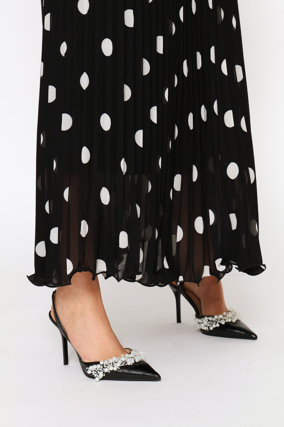 Polka Dot Flared Hem Pleated Maxi Skirt - Black