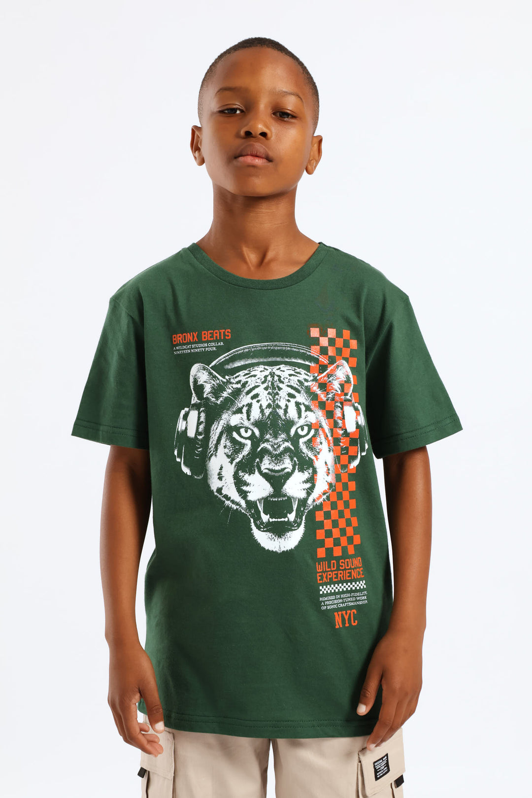 Wild Cat Headphone Headphone Print T-Shirt - Green