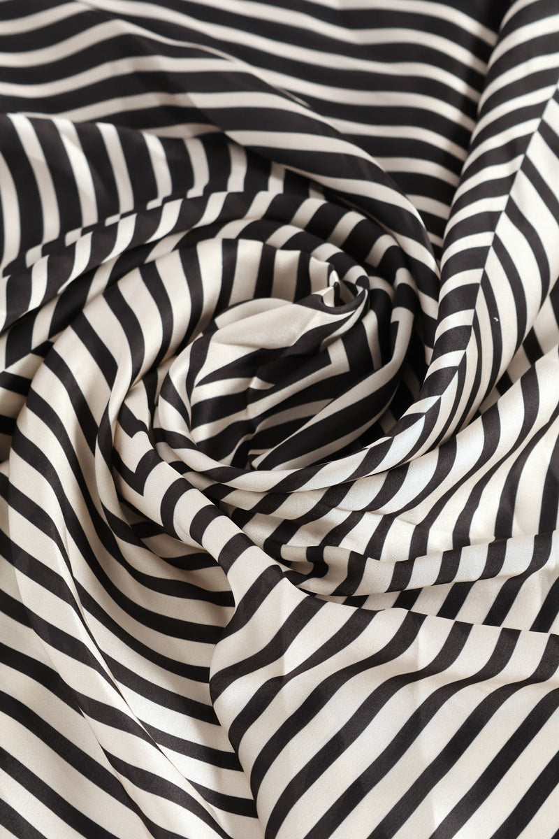 Silk Touch Triangle Lines Scarf - Camel