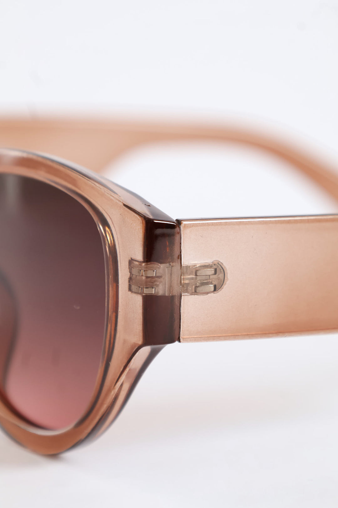 Narrow Oval Cateye Brown Pink Ombre Lense Sunglasses - Taupe