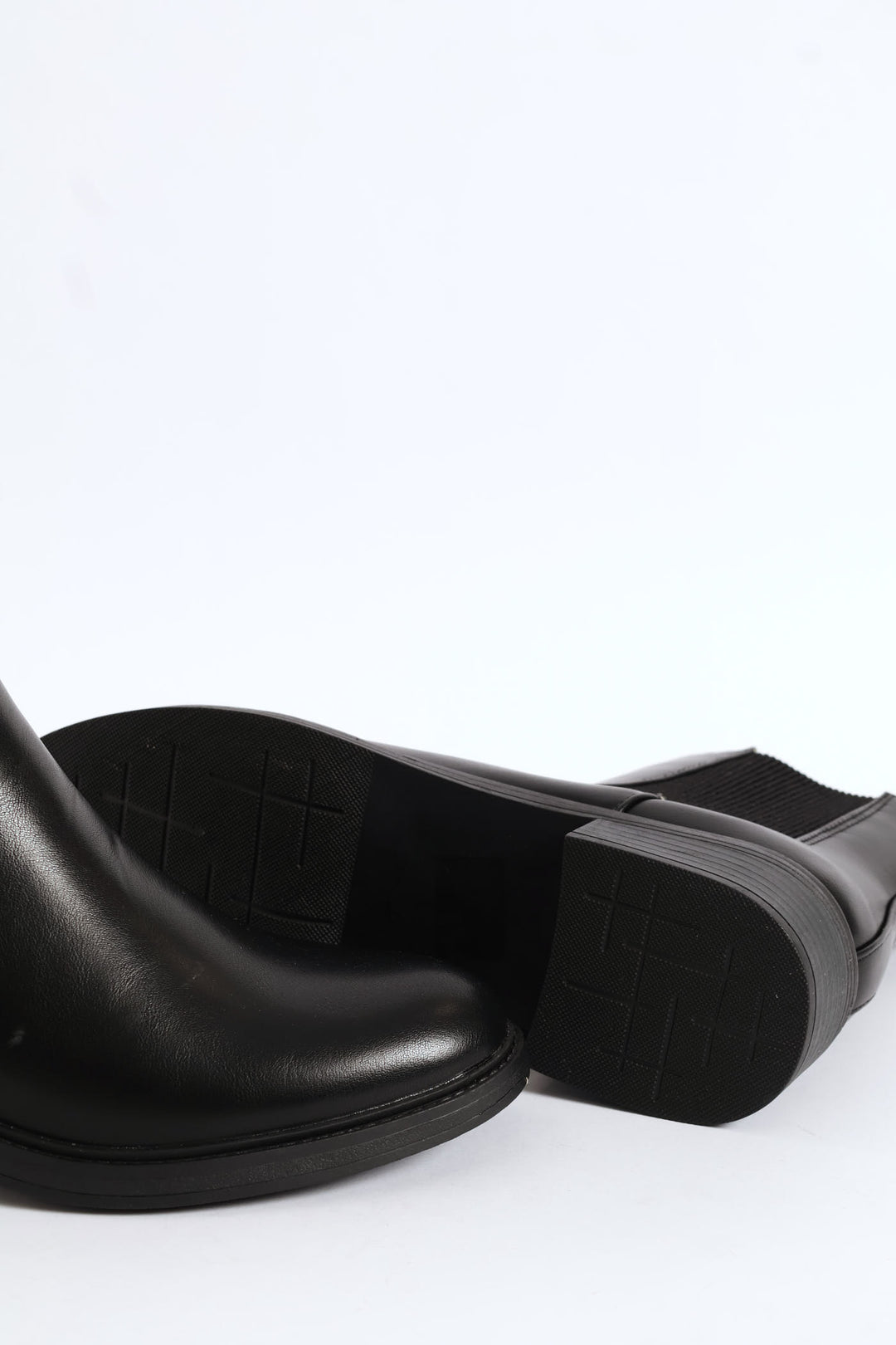 Classic Chelsea Boot - Black